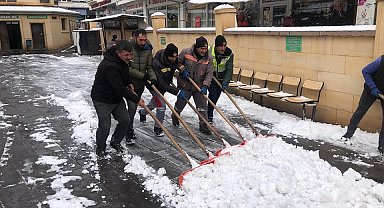 Bayburt'ta karla mücadele çalışması