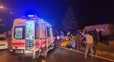 Belen'de iki otomobil çarpıştı: 4 yaralı