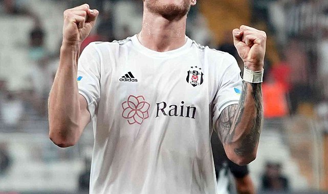 Beşiktaş en golcü oyuncusunu kaybetti