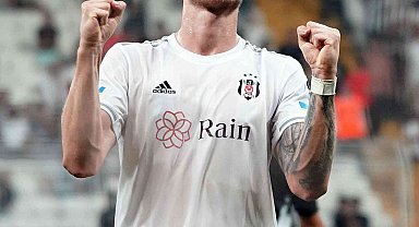 Beşiktaş en golcü oyuncusunu kaybetti