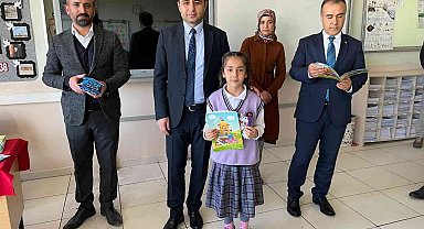 Besni'de 18 bin 594 öğrenci karne sevinci yaşadı