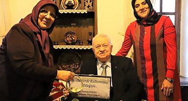 Bestekar Ateş'e sürpriz kutlama
