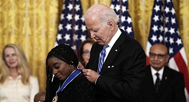 Biden, kanlı Kongre baskınının yıldönümünde 12 kişiye madalya verecek