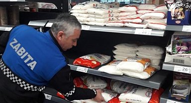Biga Zabıtasından zincir marketlere denetim