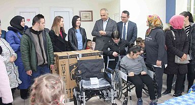 Biga'da öğrencilerden anlamlı bağış