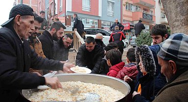 Bilecik'te eski Ülkü Ocakları Genel Başkanı Sinan Ateş için mevlit düzenlendi