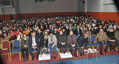 Bulanık'ta "Şarkılar Bizi Söyler, Biz De Şarkı Söyleriz" konseri