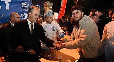 Bursa'da camilerinde kandil coşkusu