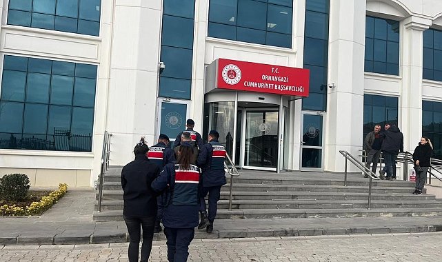Bursa'da ev sahibinin hastanede yatmasını fırsat bildiler, evdeki altınlarını çaldılar