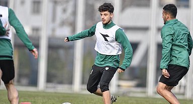 Bursaspor yarı sahada çift kale maç yaptı
