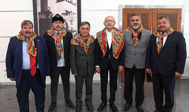 CHP Genel Başkanı Kılıçdaroğlu, Yörük Türkmen Temsilcileri ile bir araya geldi