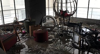 Çocuğun düşürdüğü ısıtıcı camla kapatılan balkonu küle çevirdi: 4 yaralı