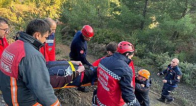 Define avcılarını, bir kişinin ayağına kaya düşmesi ele verdi