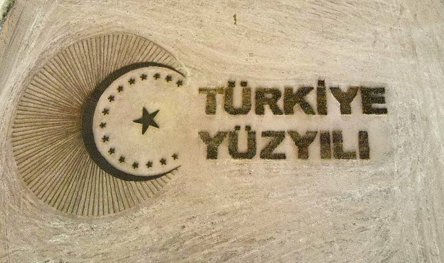 Denizli'de 81 bin fidanla 'Türkiye Yüzyılı' logosu işlendi