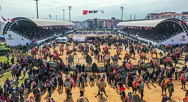 Denizli'de hafta sonu 120 pehlivan deve güreşecek