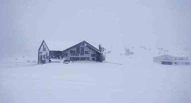 Denizli'nin yüksek kesimlerinde kar kalınlığı 40 santime ulaştı