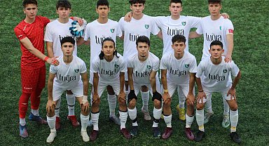 Denizlispor U17'de lider Manisa'yı puansız gönderdi