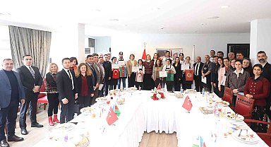 DEÜ'de "Tek Millet On Lezzet" buluşması