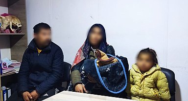 Dilenmeye çocuklarını da alet ettiler, zabıtadan kaçamadılar