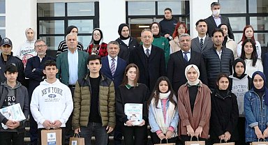 Dilovası'nda eğitim gören lise son sınıf öğrencilerine büyük jest