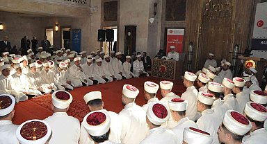 Diyanet İşleri Başkanı Erbaş: "Kur'an-ı Kerim bütün insanlığa gönderilmiş bir kitap"
