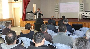 Domaniç'te çiftçiler tarım sigortası konusunda bilgilendirildi