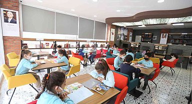 Efeler'de 9'uncu Kitap Kafe açılış için gün sayıyor