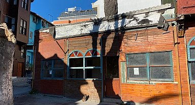 Erol Taş'ın kahvehanesi harabeye döndü