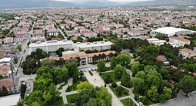 Erzincan'ın bazı ilçeleri gelişmiyor geriye gidiyor!