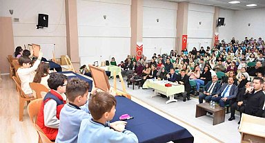 Erzincanlı minik öğrenciler bilgide yarıştı