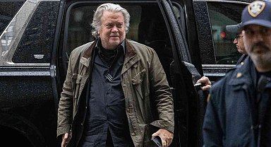 Eski ABD Başkanı Trump'ın danışmanı Bannon mahkemeye çıktı
