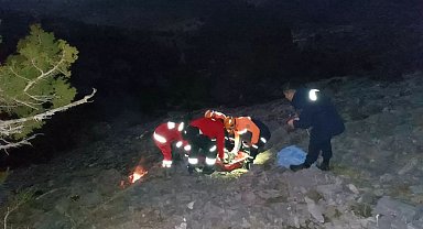 Eski başkanın akrabası Babadağ eteklerindeki uçurumda yaralı olarak bulundu