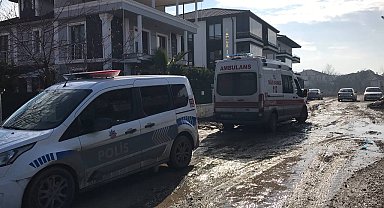 Evin terasında çalışma yaparken düşerek yaralandı
