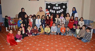 Fatih Camii 4-6 Yaş Kur'an Kursu öğrencileri karne heyecanı yaşadı