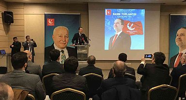 Fatih Erbakan: "6'lı masadan 28 Şubat kokuları geliyor"