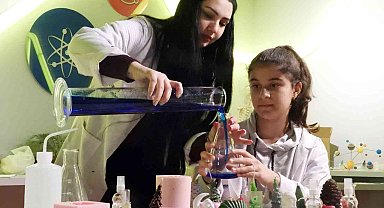 Fen Bilimleri Atölyesi'nden hediyelikler