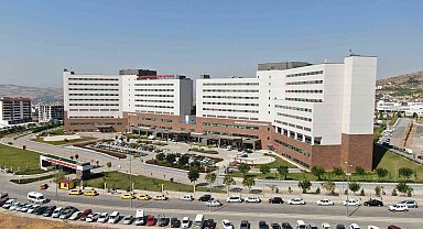 Fethi Sekin Şehir Hastanesinde bazı poliklinikler mesai sonrasında açık olacak