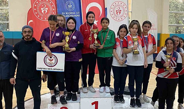 Floor Curling Turnuvası'nda il birincisi oldular