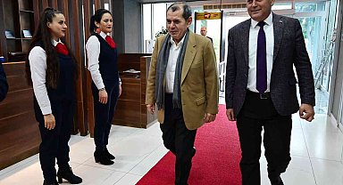 Galatasaray Başkanı Dursun Özbek, Kemer'de ziyaretlerde bulundu