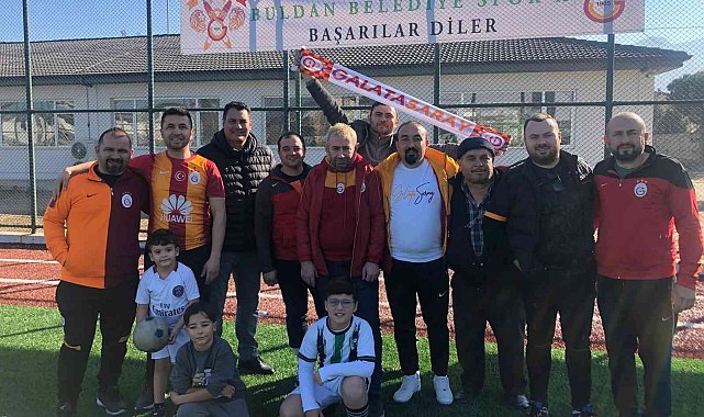 Galatasaray taraftarları özel çocukları ağırladı