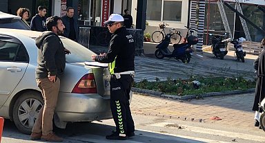 Gazipaşa'da motosikletle otomobil çarpıştı: 1 yaralı