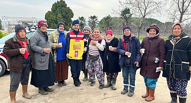 Gönen İlçe Jandarma Komutanlığı kadın çiftçilere KADES uygulaması eğitimi verdi