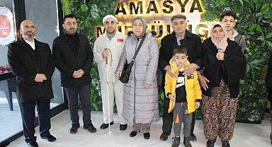 Görme engelli emekli imamın umre hayalini meslektaşları gerçekleştirdi