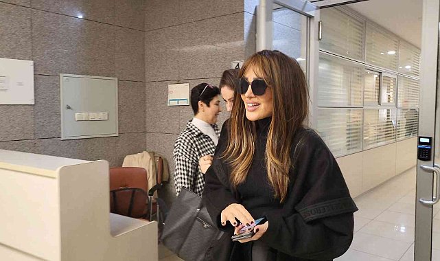 Hadise'nin şikayetçi olduğu Seren Serengil adliyede: "Ebru Gündeş'i şahit olarak gösterdik''