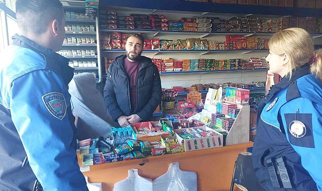 Hakkari polisi bilgilendirme çalışmalarını sürdürüyor