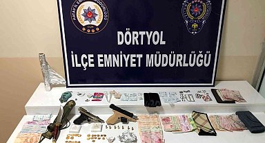 Hatay'da zehir tacirlerine operasyon: 6 gözaltı