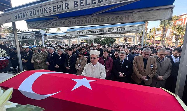 Hataylı şehit son yolculuğuna uğurlandı