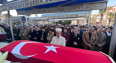 Hataylı şehit son yolculuğuna uğurlandı