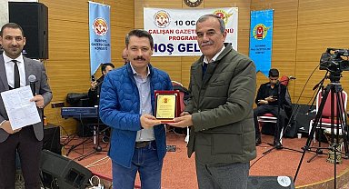 İHA Muhabiri Ahmet Arslantaş'a plaket