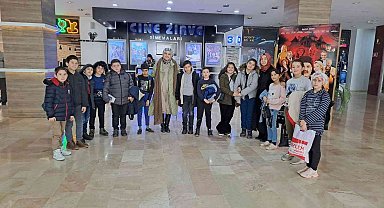 İhsangazili öğrenciler, "Rafadan Tayfa Galaktik Tayfa" animasyon filmini izledi